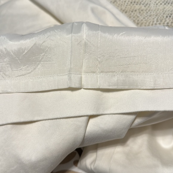 Ann Taylor Loft petite. Ann winter white lined trousers - Picture 4 of 4